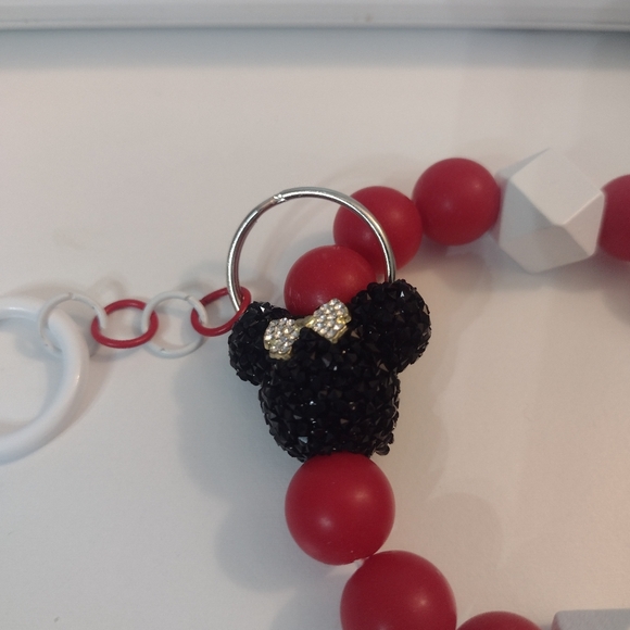 Mini Mouse Keychain - Picture 2 of 6